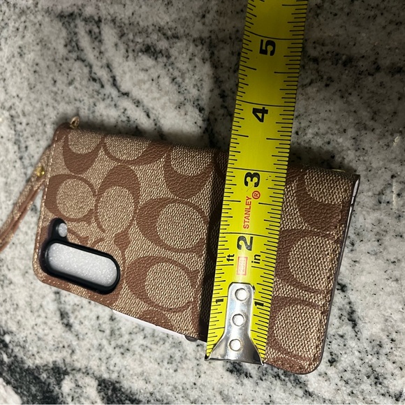 Coach Phone & Wallet Wrislet - Picture 7 of 9